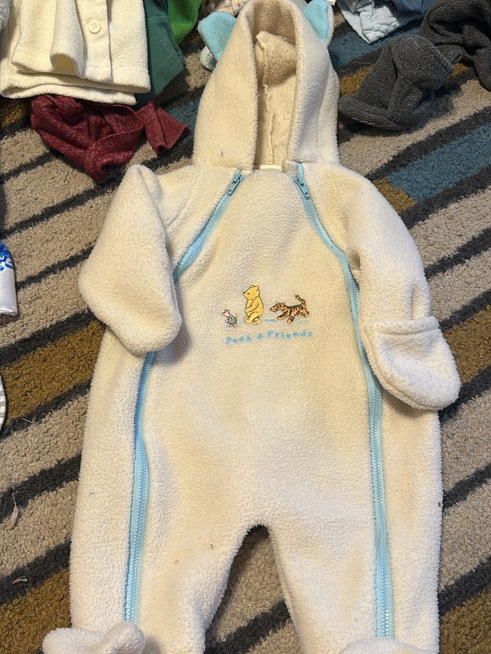 Neutral Cream Hooded Fleece One-Piece with Blue Trim - Pooh & Friends